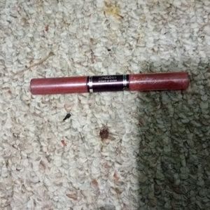 Double sided lip gloss